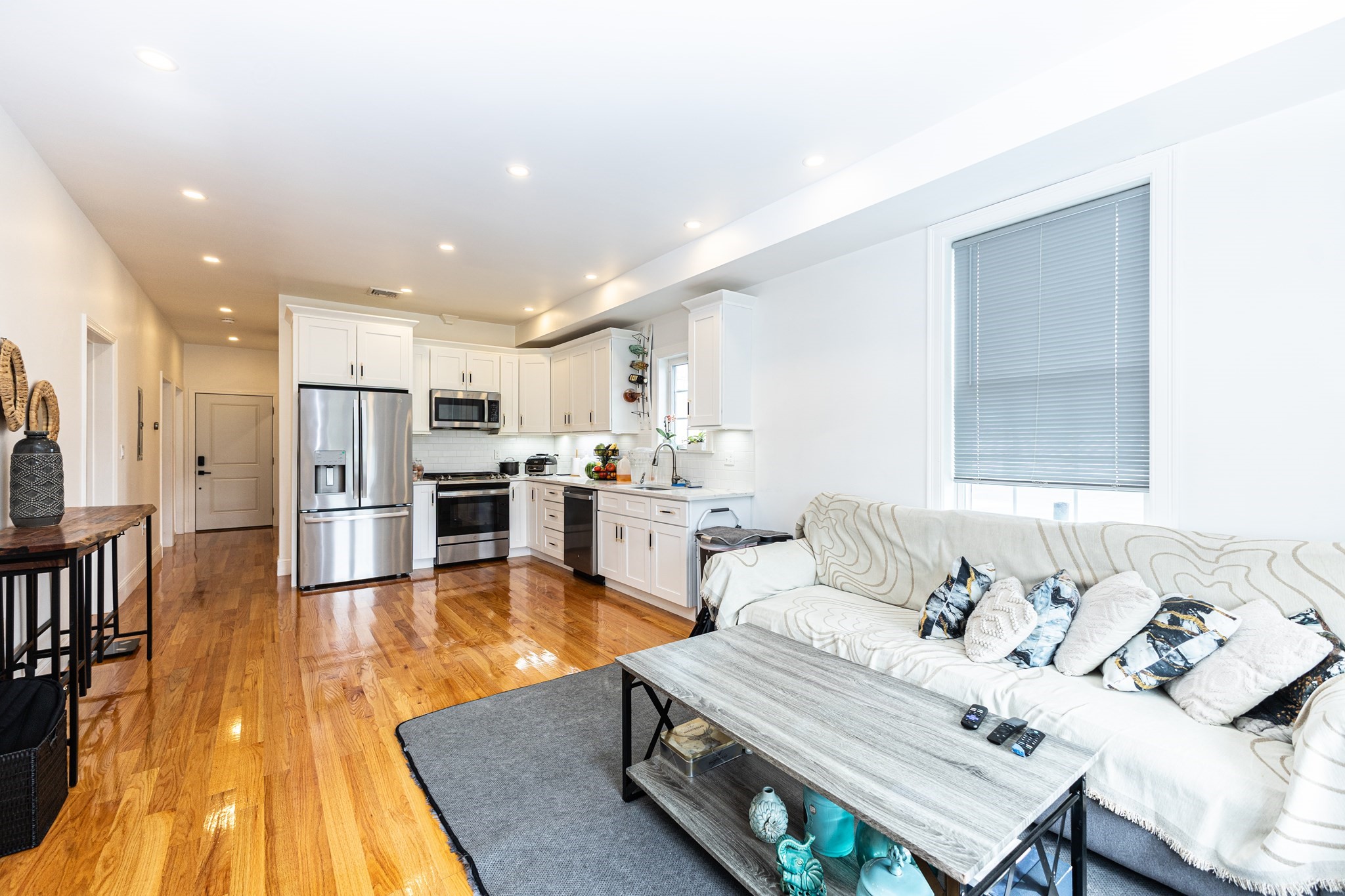 279 Shirley St Unit 2, Winthrop, MA 02152 - Image 3