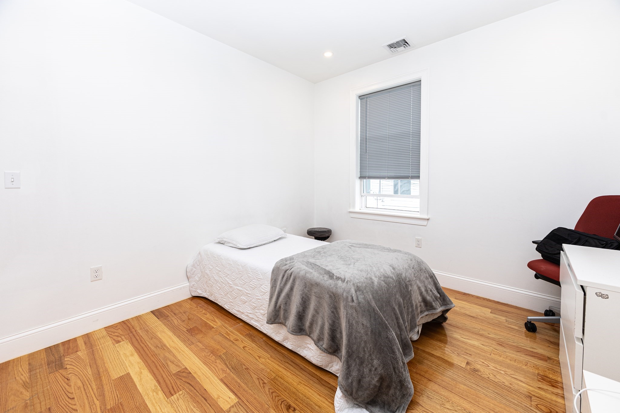 279 Shirley St Unit 2, Winthrop, MA 02152 - Image 9