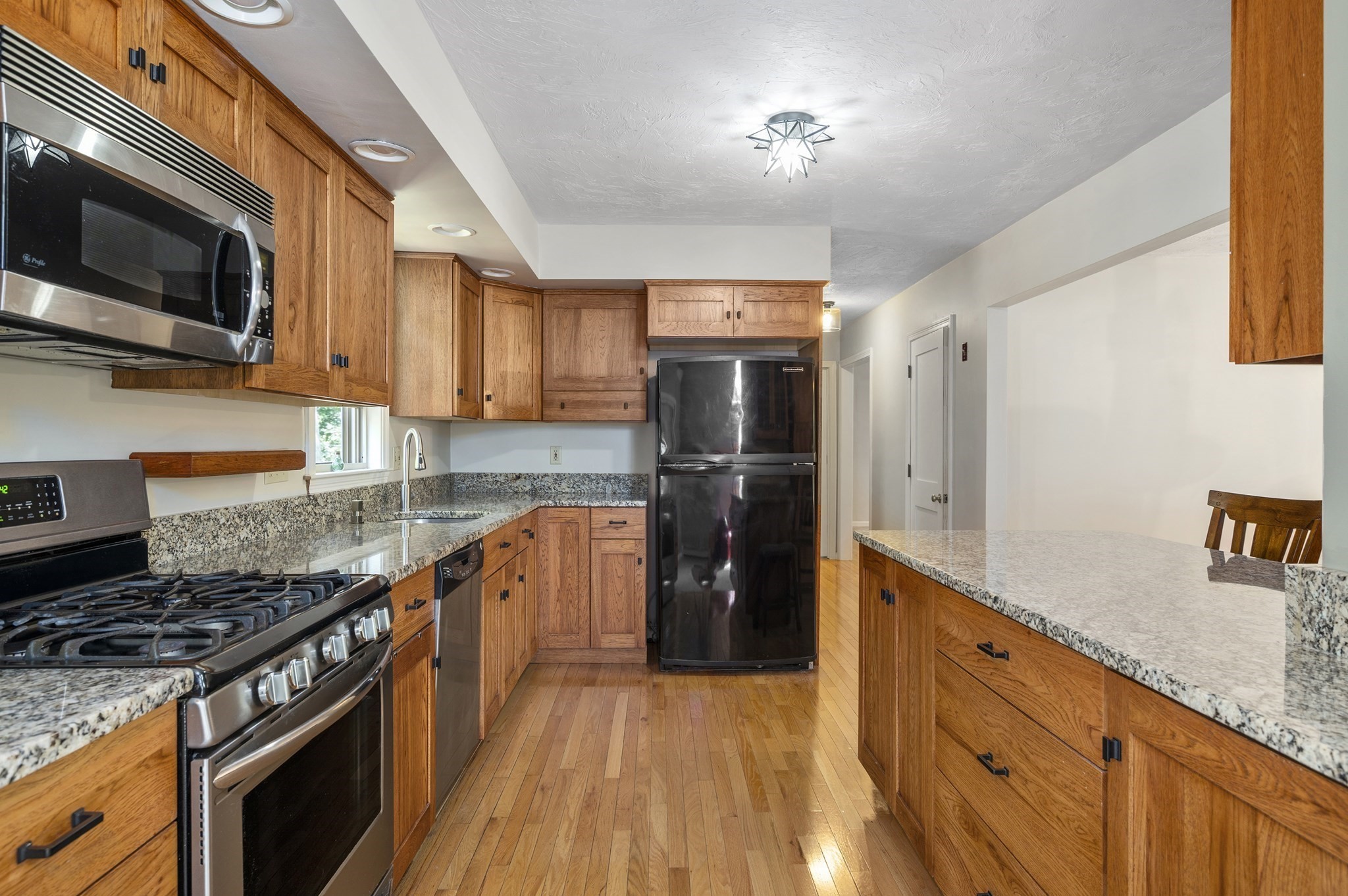 6 Mellen Street, Hopedale, MA 01747 - Image 5