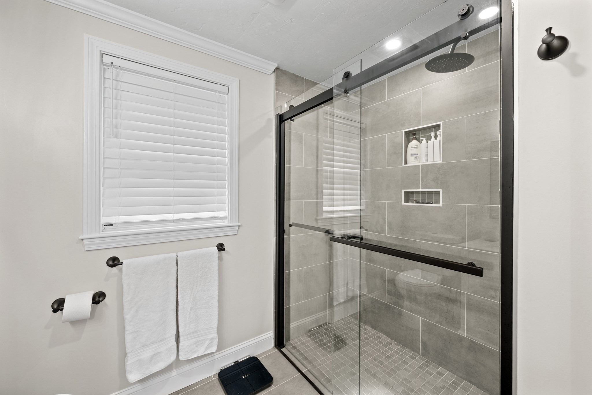 8 Virginia Ave, Sutton, MA 01590 - Image 20