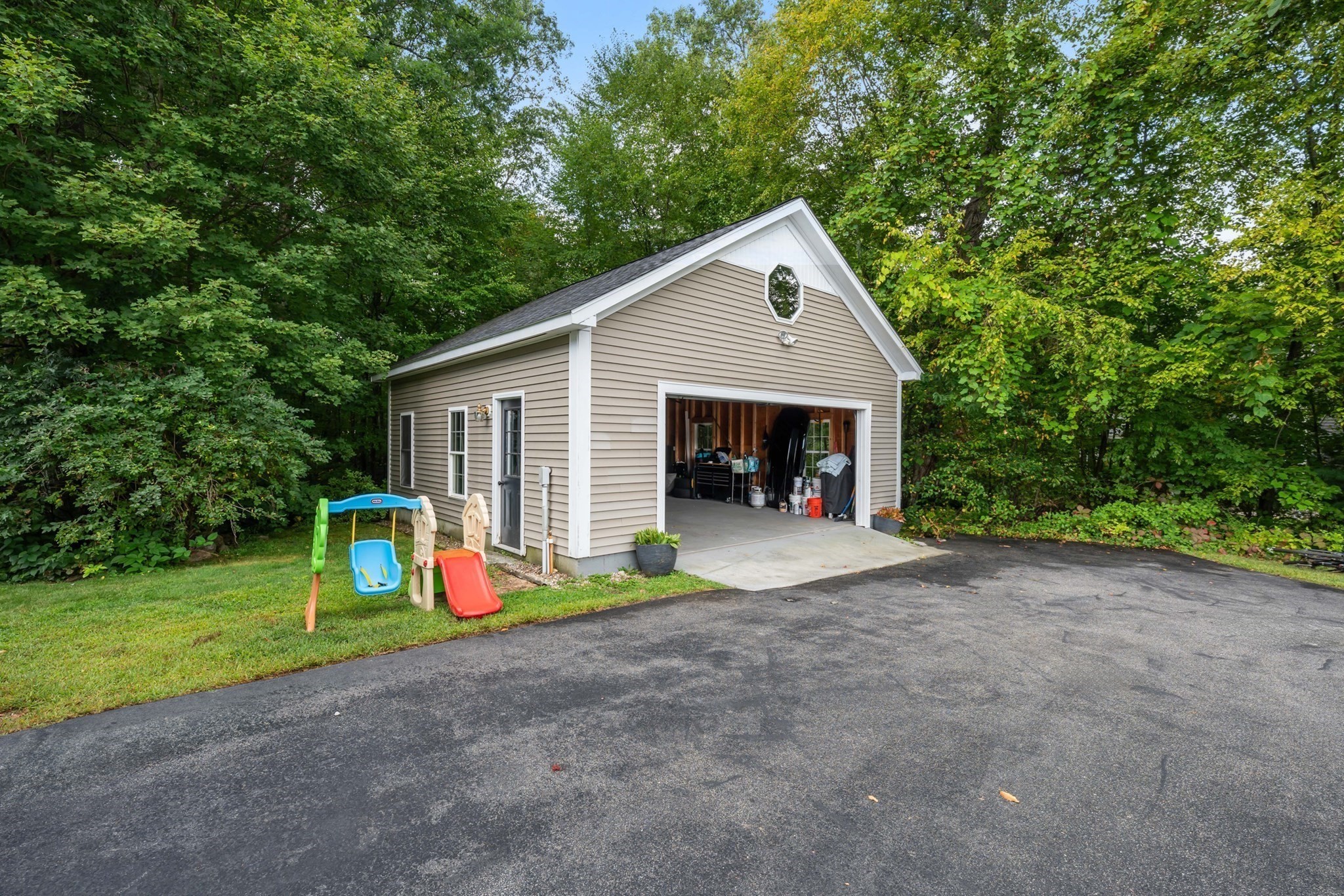 8 Virginia Ave, Sutton, MA 01590 - Image 32