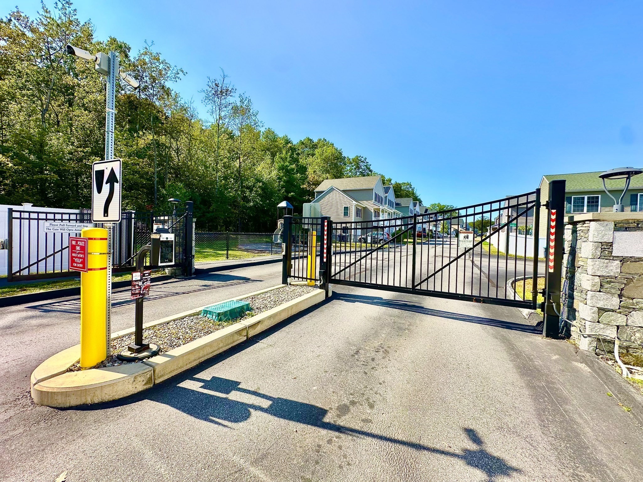 8 Cherry Blossom Cir Unit 50, Worcester, MA 01605 - Image 34