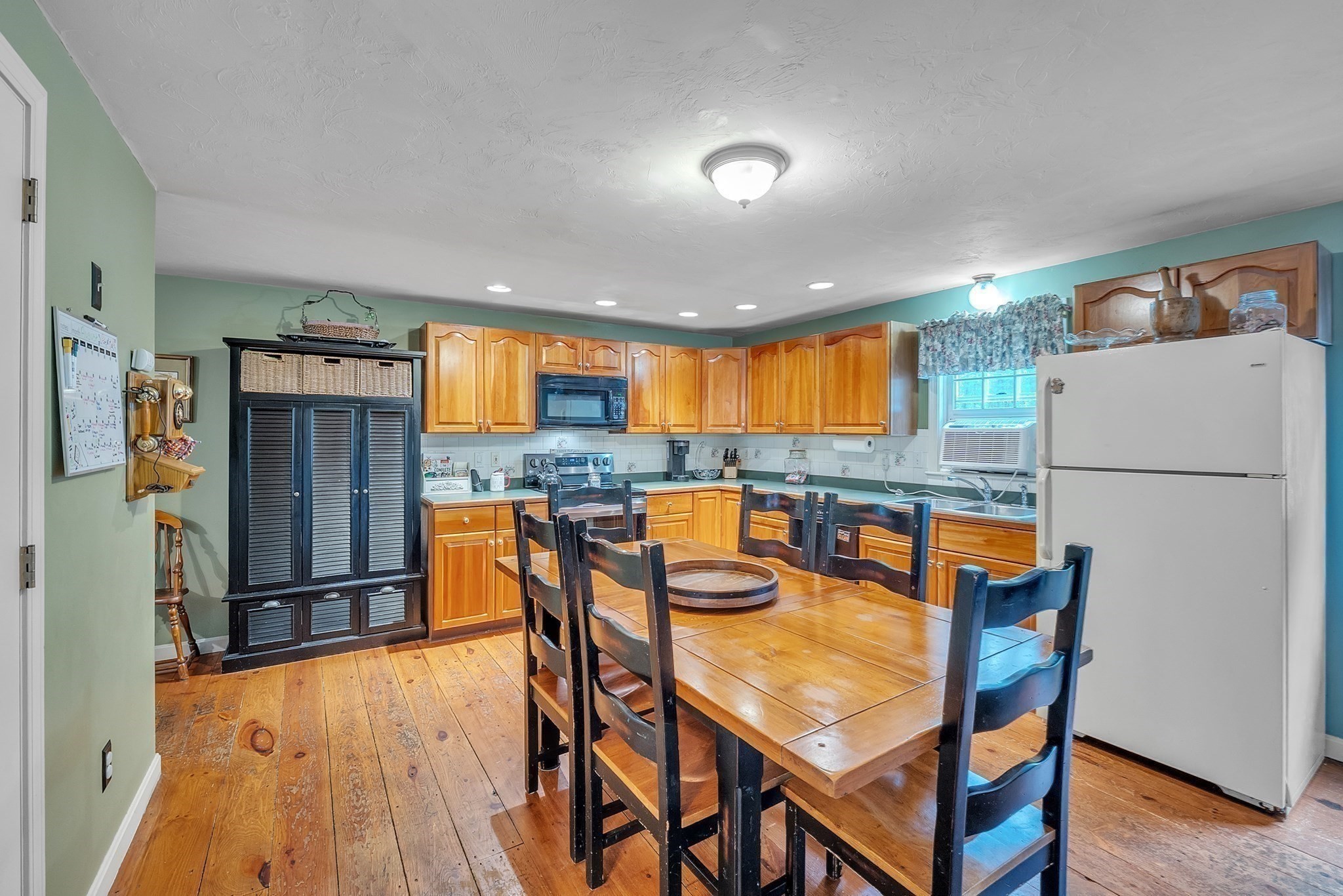 44 Buffum Rd, Charlton, MA 01507 - Image 13