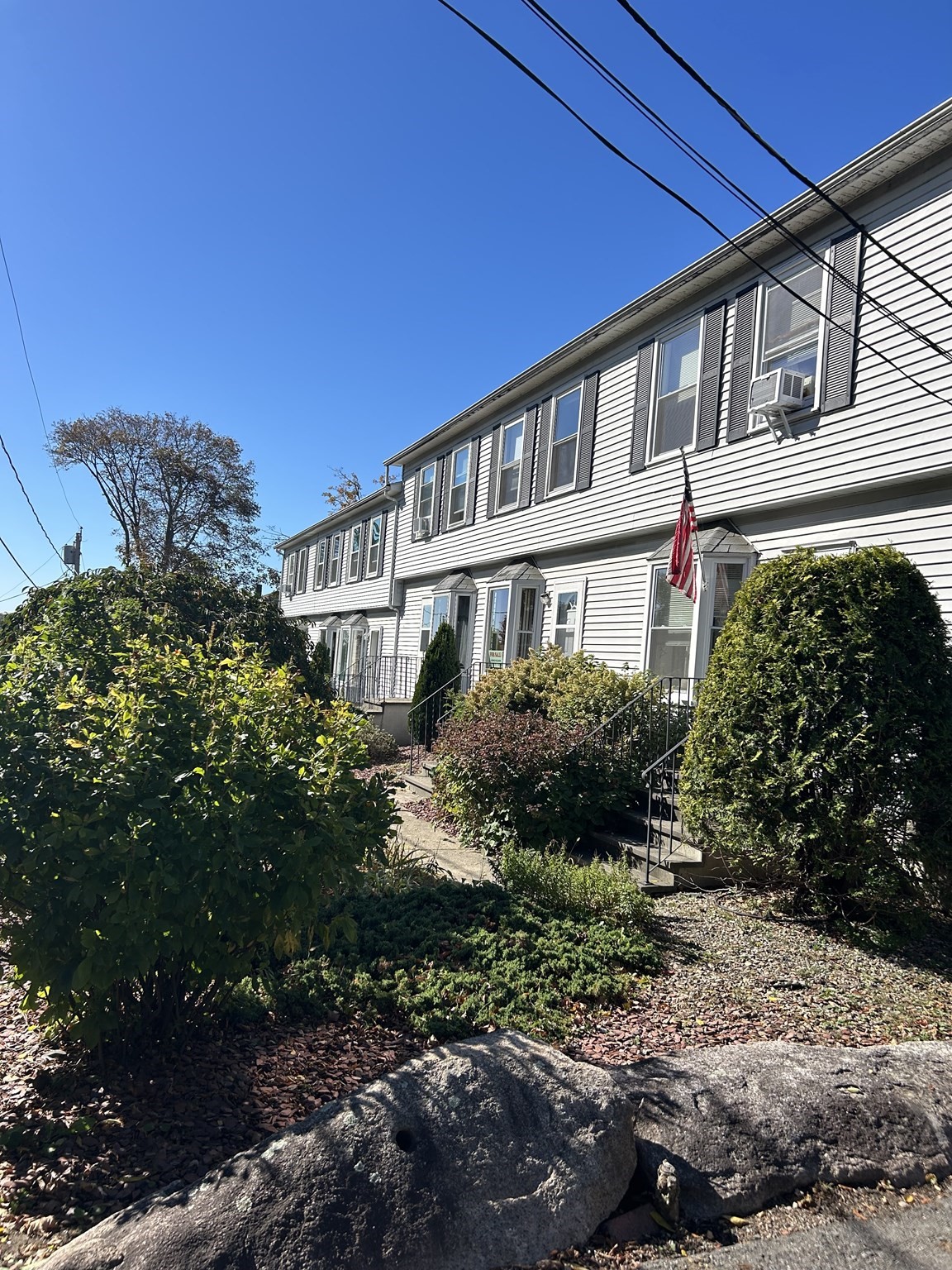 8 Bartlett Ave Unit 5, Haverhill, MA 01830