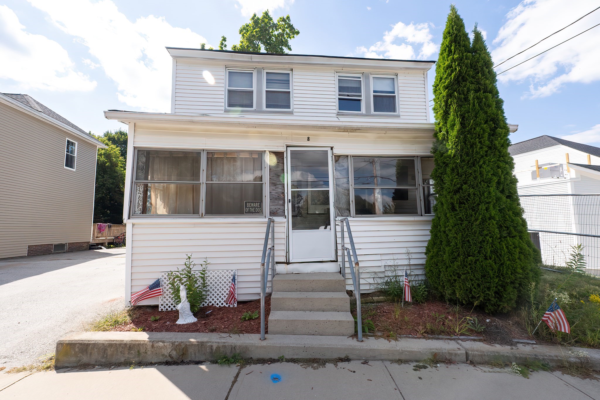 8 Thompson, Webster, MA 01570