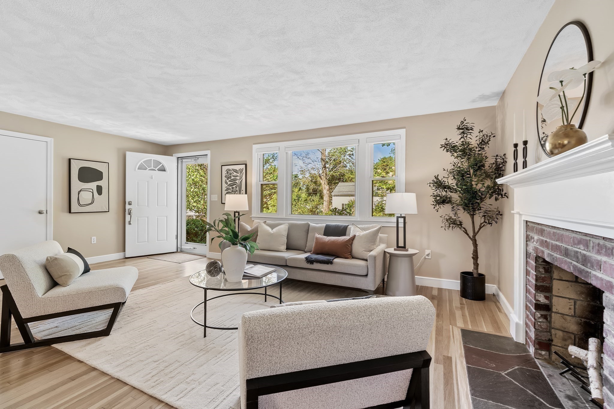 3 Keith Rd, Wayland, MA 01778