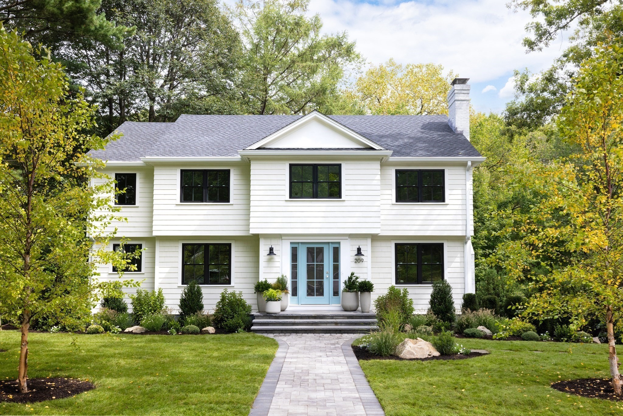 209 Bristol Rd, Wellesley, MA 02481 - Image 2