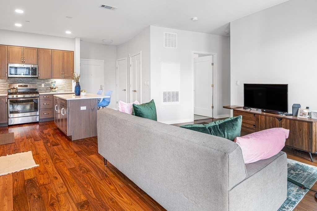 3531 Washington Street Unit 206, Jamaica Plain, Boston, MA 02130 - Image 6