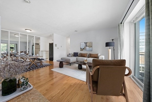 808 Willard St, Apt F11