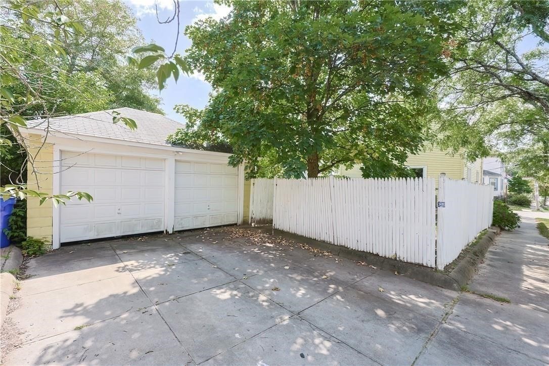 41 Depew 09207 - Image 24