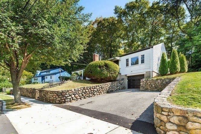 318 Austin  St Unit A, Newton, MA 02465 - Image 2