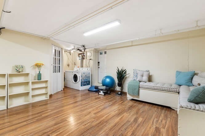 318 Austin  St Unit A, Newton, MA 02465 - Image 28