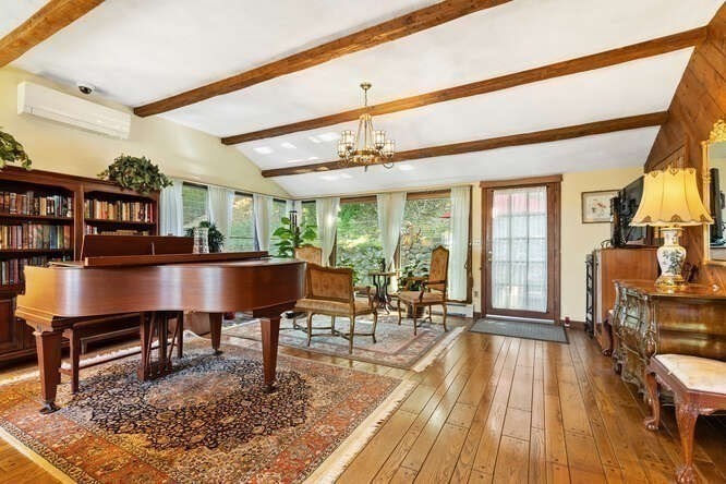 318 Austin  St Unit A, Newton, MA 02465 - Image 4