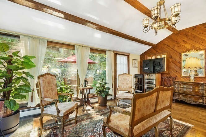 318 Austin  St Unit A, Newton, MA 02465 - Image 7