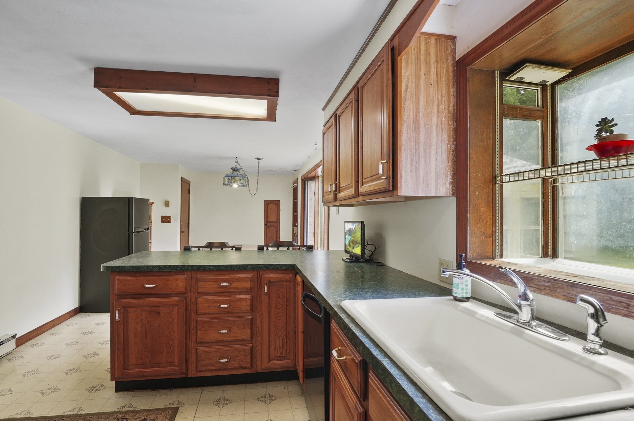 313 Gulf Street, Shrewsbury, MA 01545 - Image 9