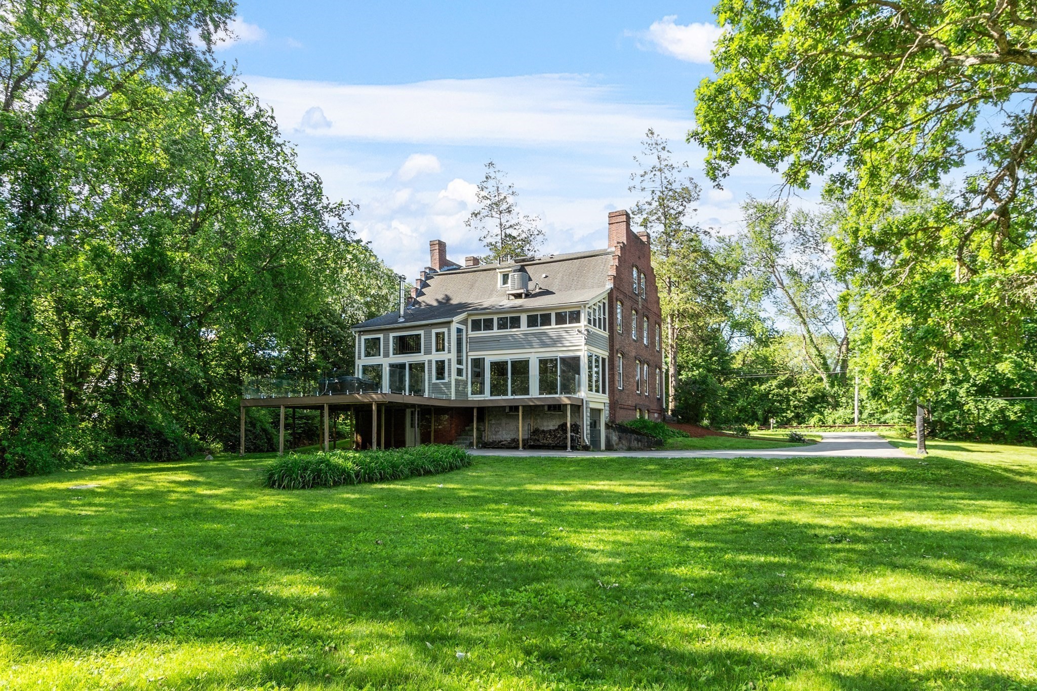 106 Elm Street, Concord, MA 01742