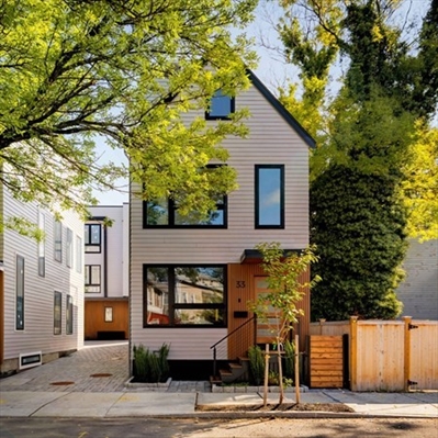 33 Webster Avenue, Apt 33