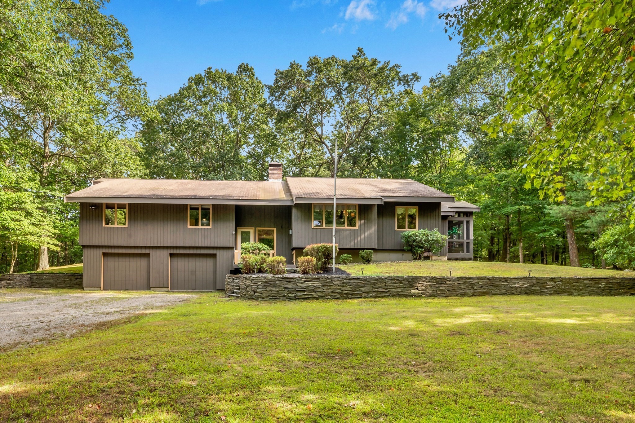 167 Middle St, West Newbury, MA 01985 - Image 4