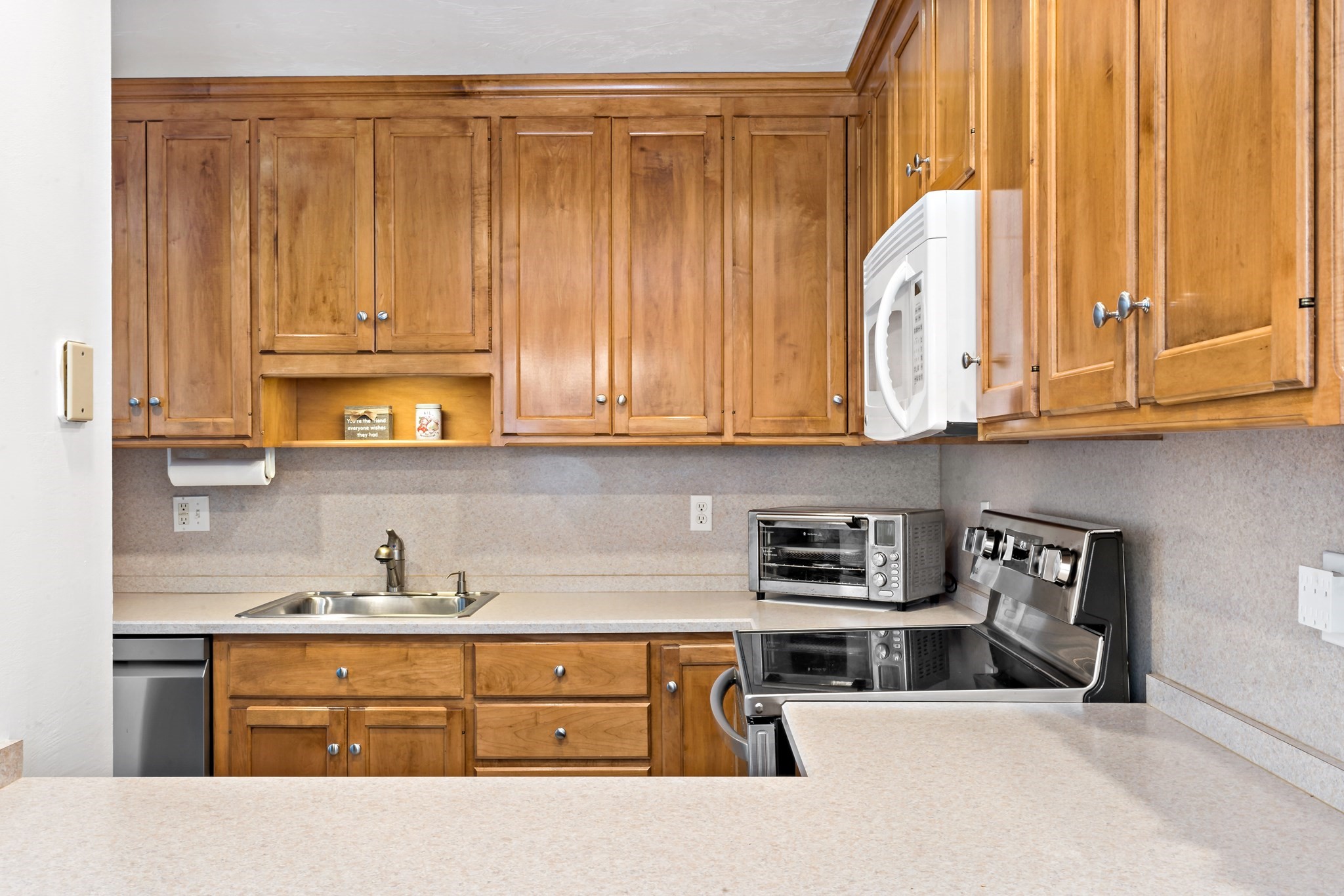 305 Centre Lane Unit 305, Walpole, MA 02081 - Image 14