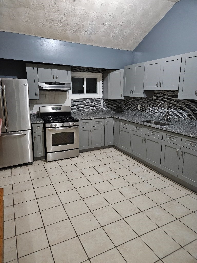 50 Forest St, Lawrence, MA 01841 - Image 11