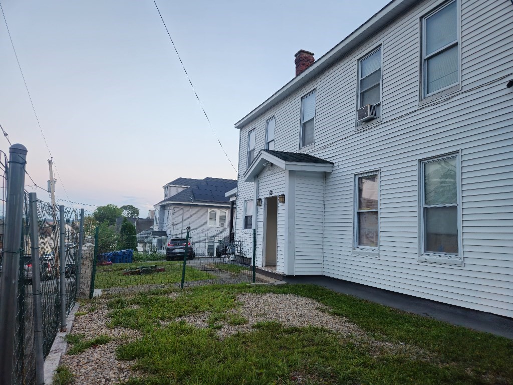 50 Forest St, Lawrence, MA 01841 - Image 3