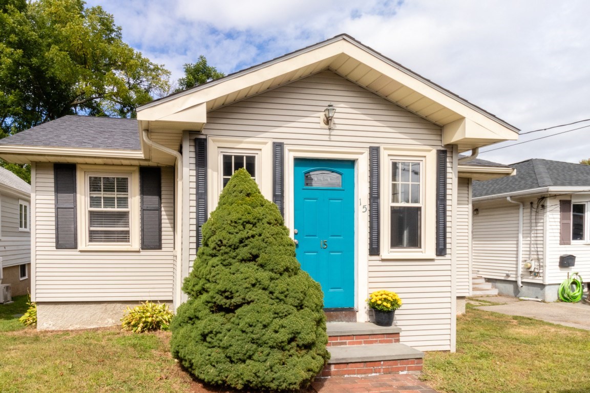 15 Kiely, Dedham, MA 02026