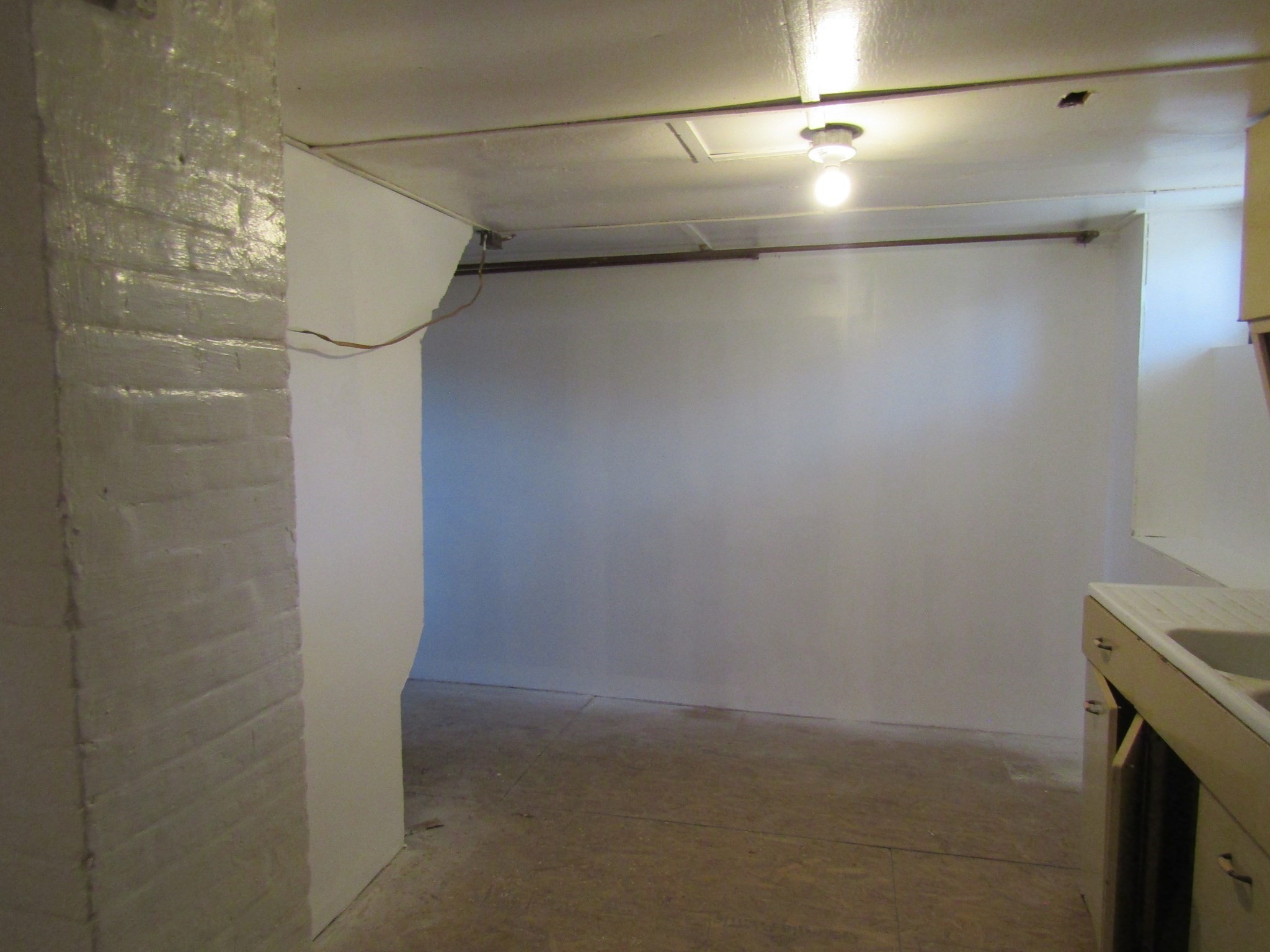 1166 Douglas Avenue, North Providence, RI 02904 - Image 32