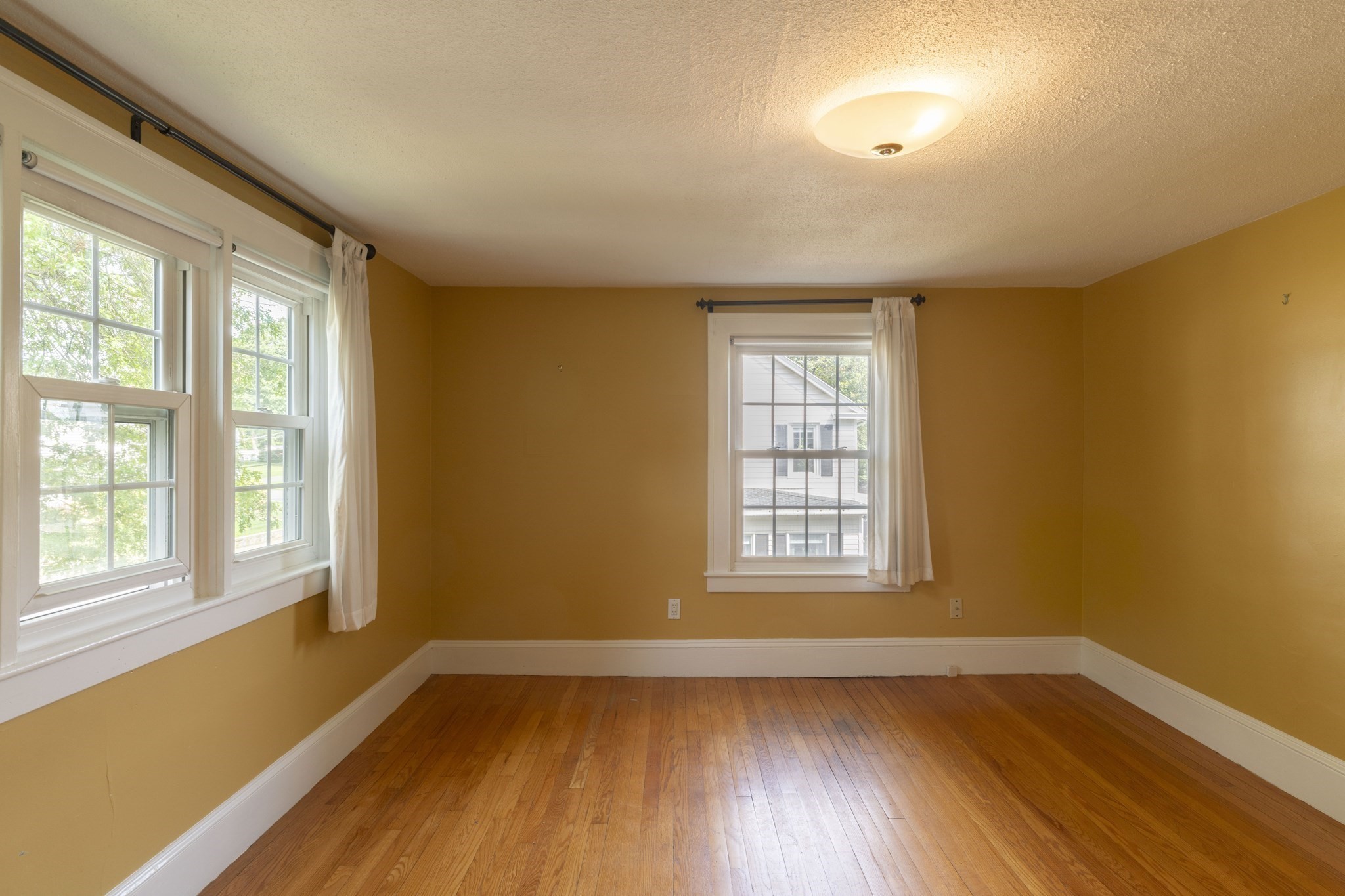 22 Liberty Street, Holyoke, MA 01040 - Image 13