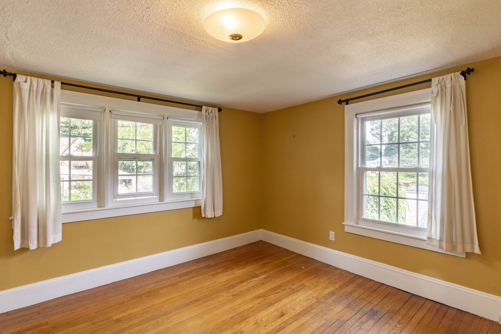 22 Liberty Street, Holyoke, MA 01040 - Image 14