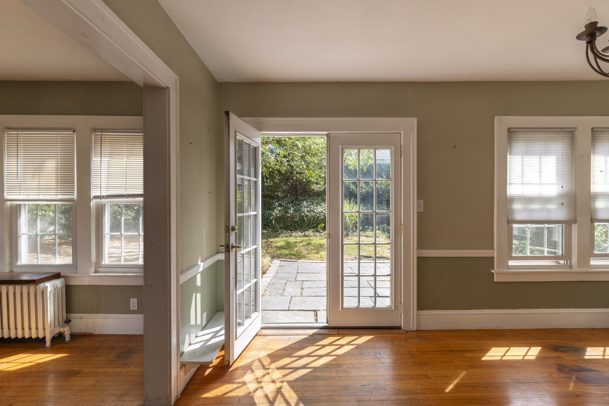 22 Liberty Street, Holyoke, MA 01040 - Image 8