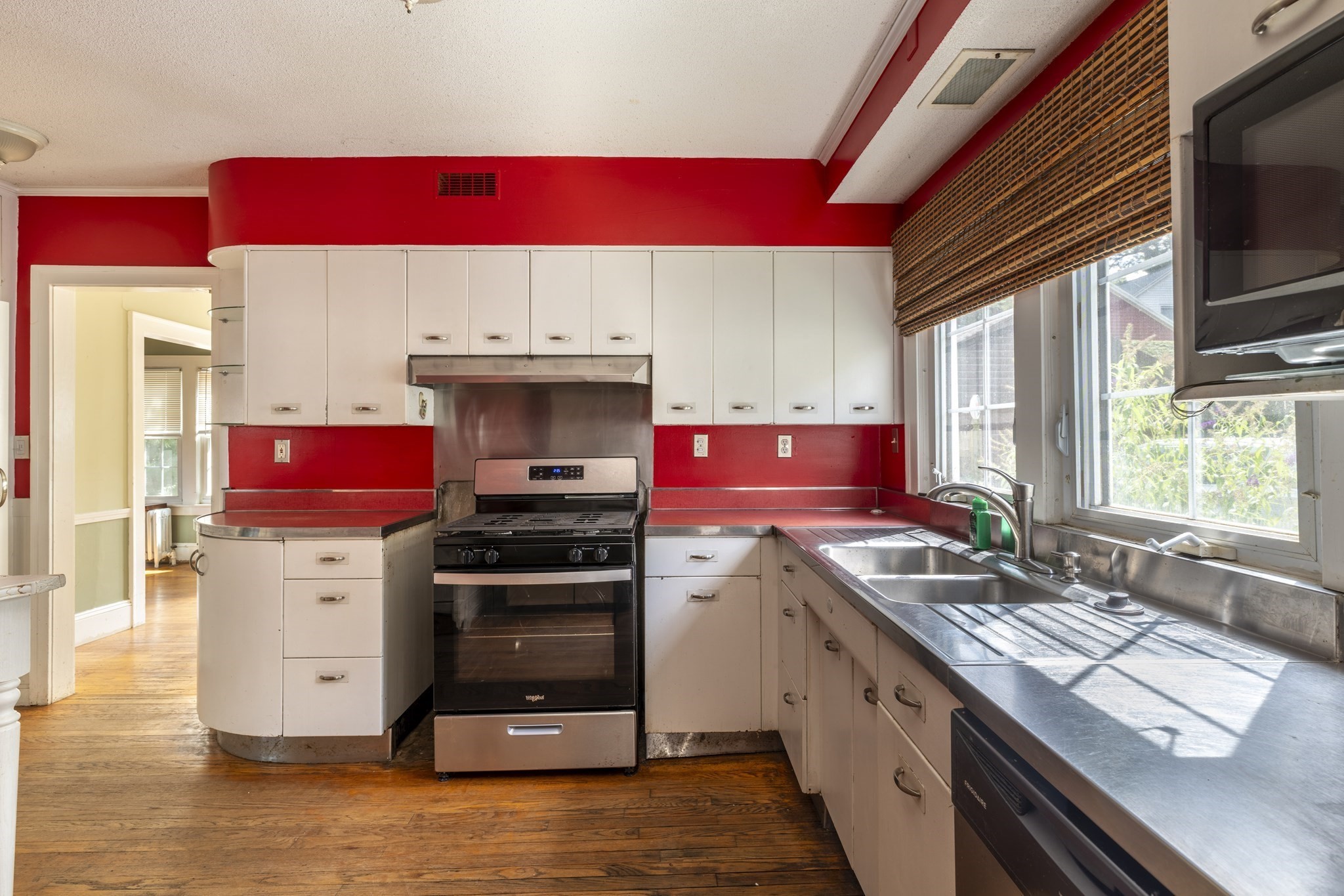 22 Liberty Street, Holyoke, MA 01040 - Image 10