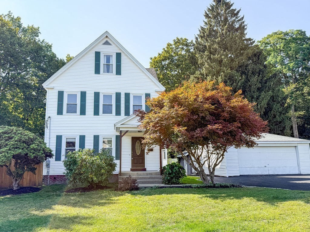 11 Holden Street, Worcester, MA 01605