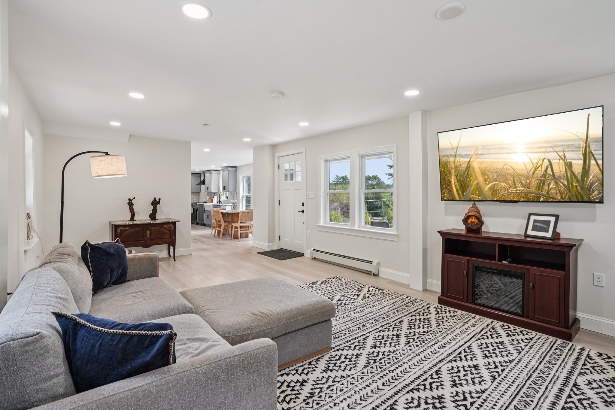 44 Richardson Corner Rd, Charlton, MA 01507 - Image 2