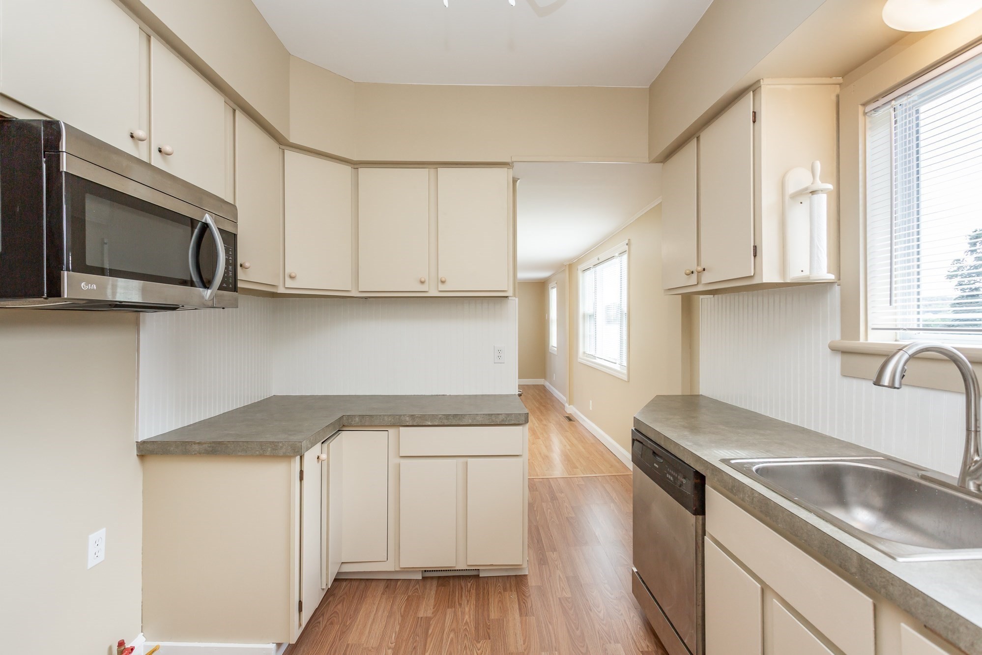 2714 Riverside Ave, Somerset, MA 02726 - Image 21