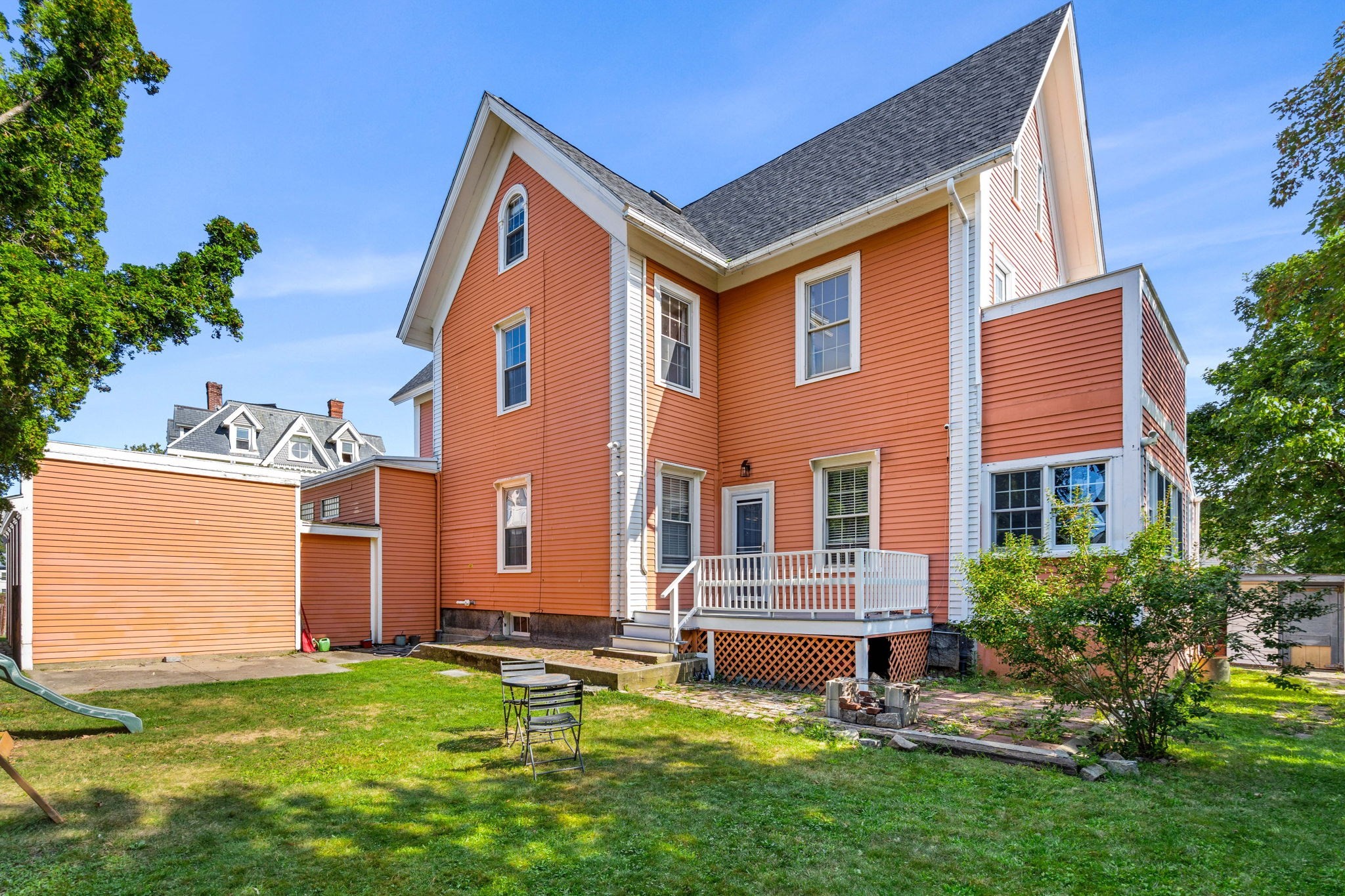 33 Middle St, Gloucester, MA 01930 - Image 2