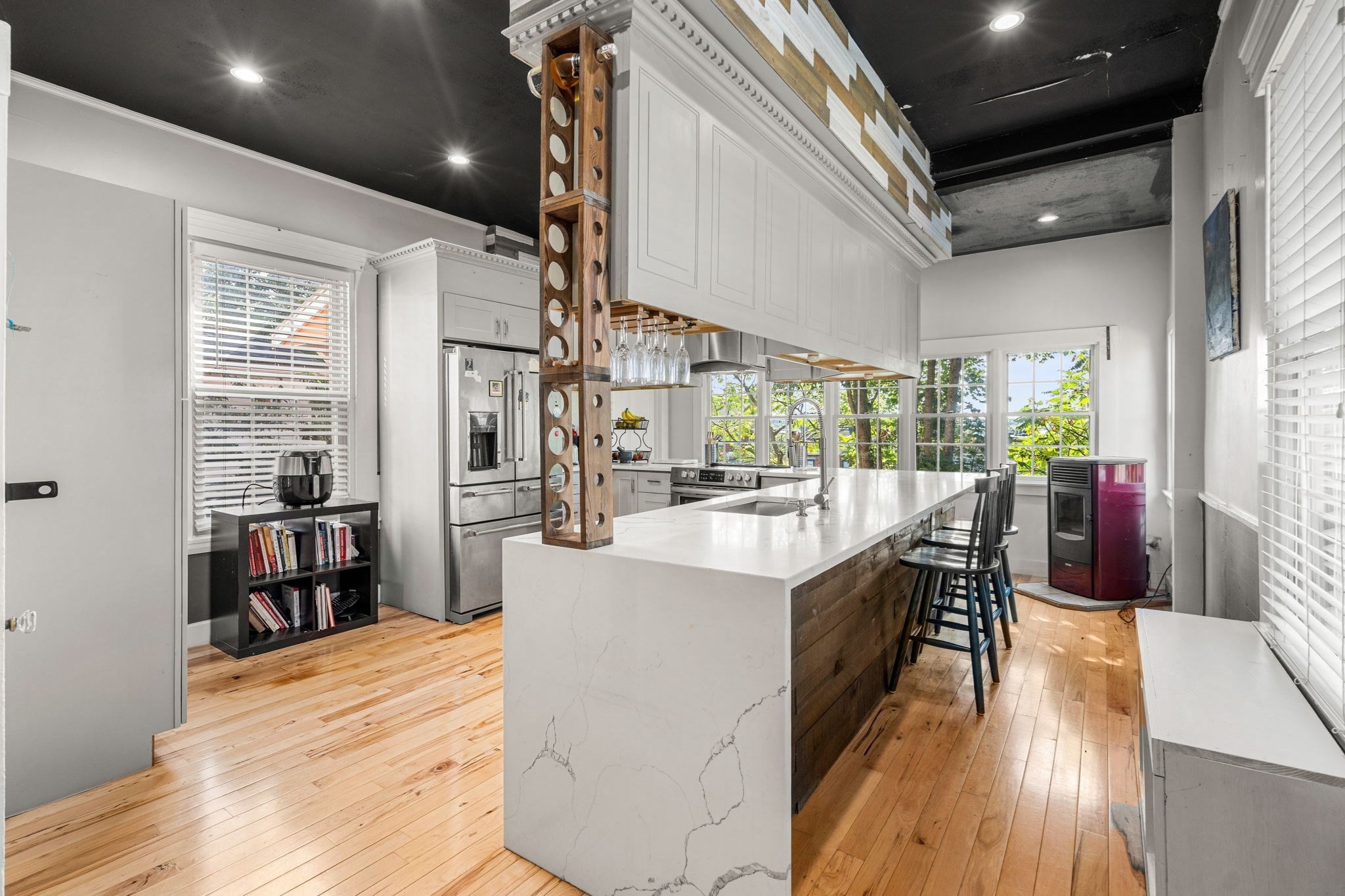 33 Middle St, Gloucester, MA 01930 - Image 18