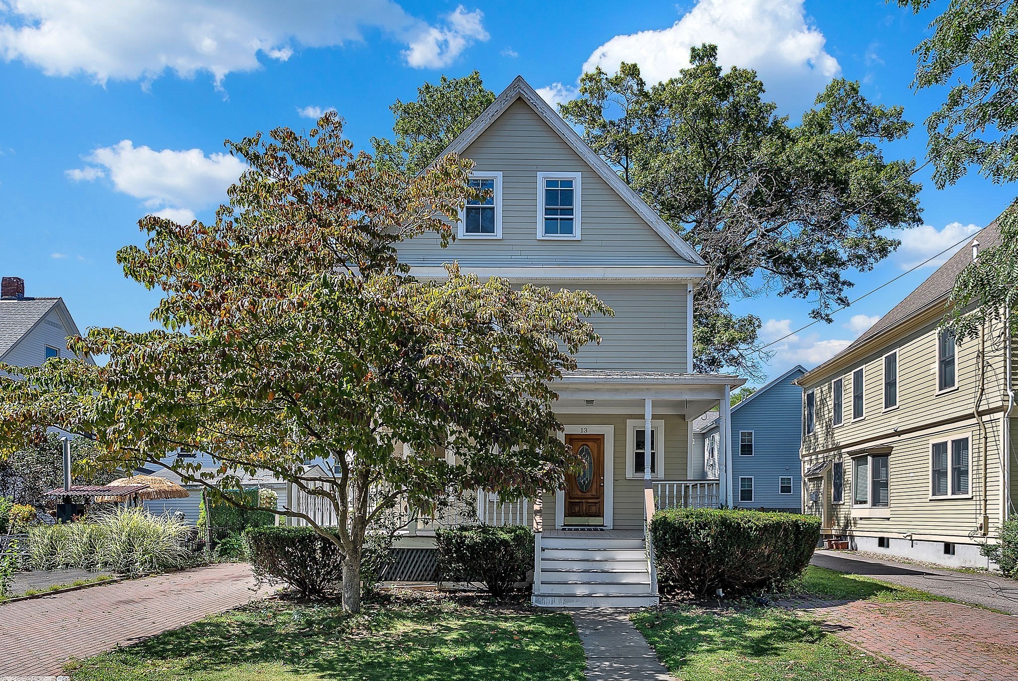 13 Weir St, Newton, MA 02466