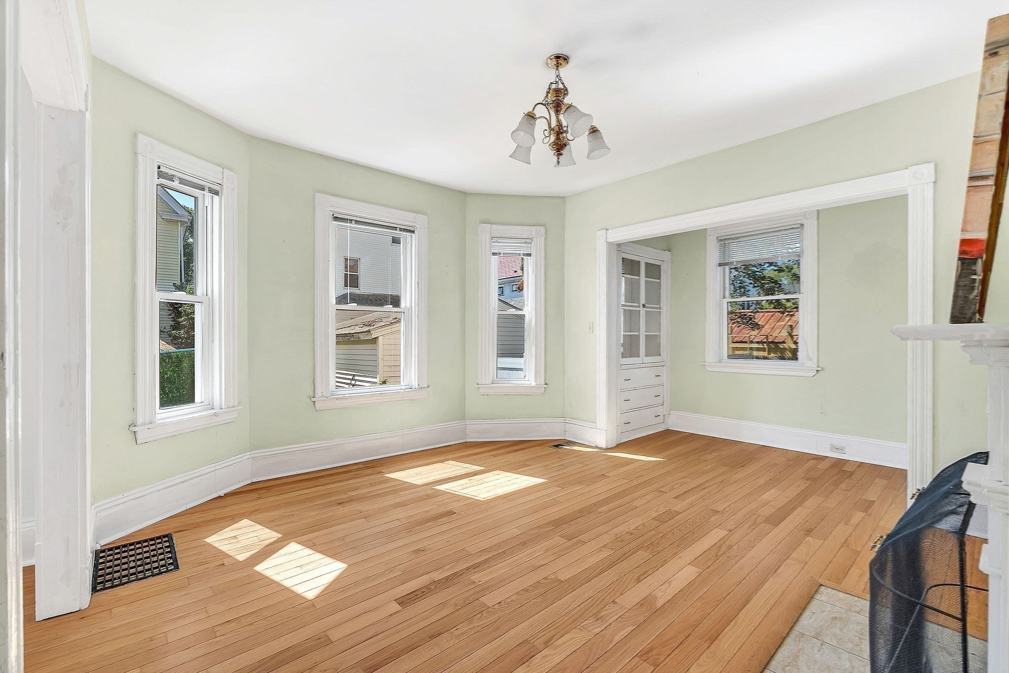 13 Weir St, Newton, MA 02466 - Image 9