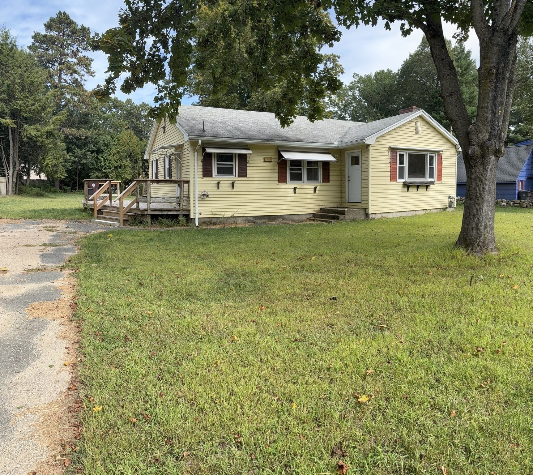 1037 Shaker Rd, Westfield, MA 01085 - Image 2