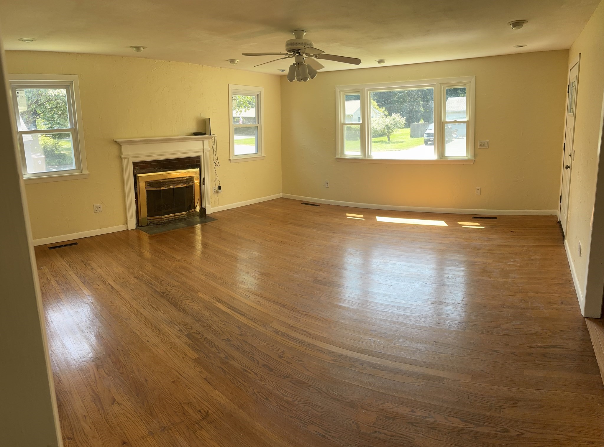 1037 Shaker Rd, Westfield, MA 01085 - Image 6