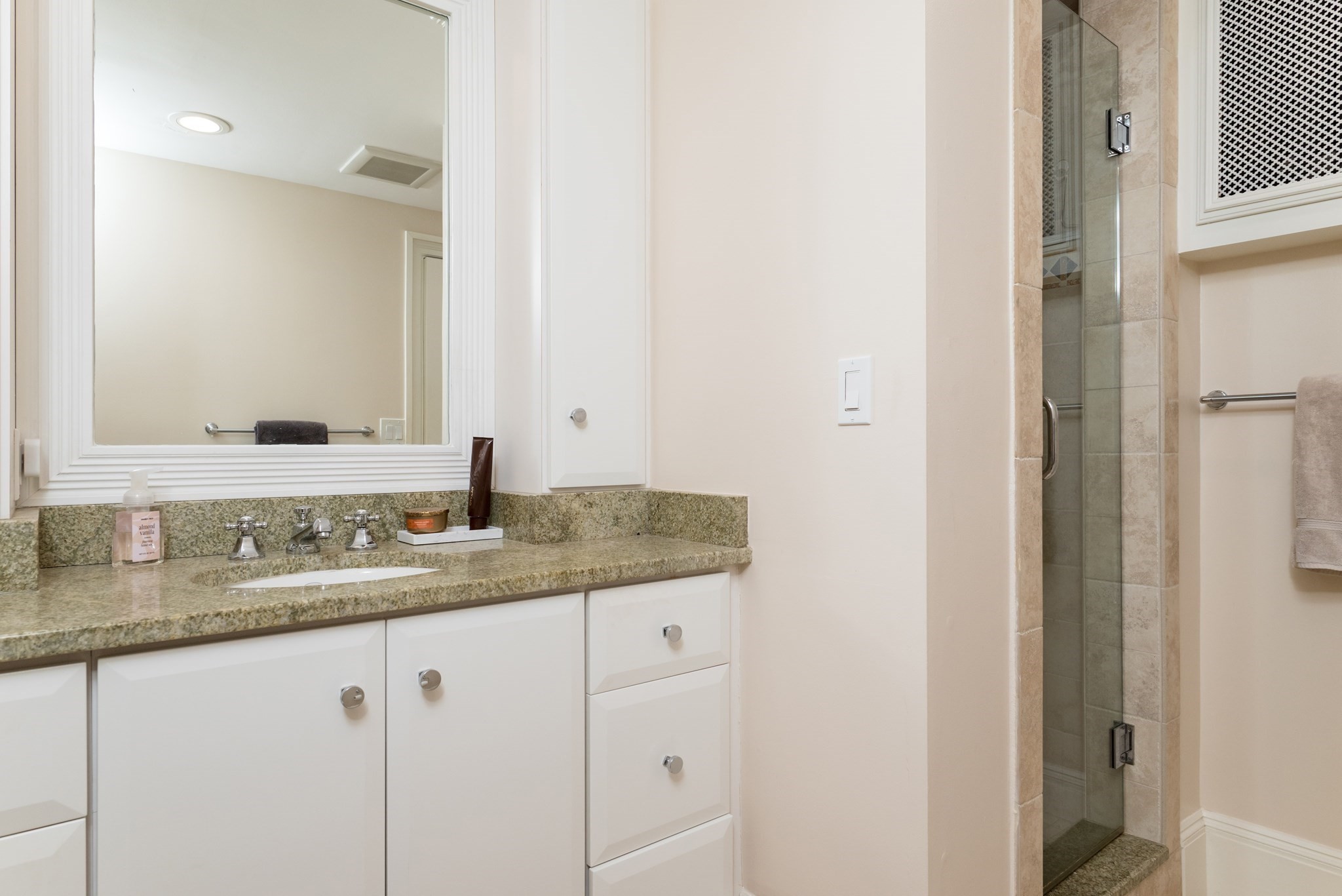 50 Commonwealth Ave Unit 605, Back Bay, Boston, MA 02116 - Image 17