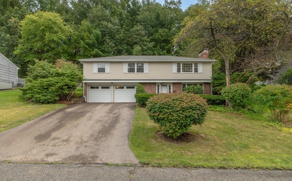 25 Lanewood Ave., Framingham, MA 01701