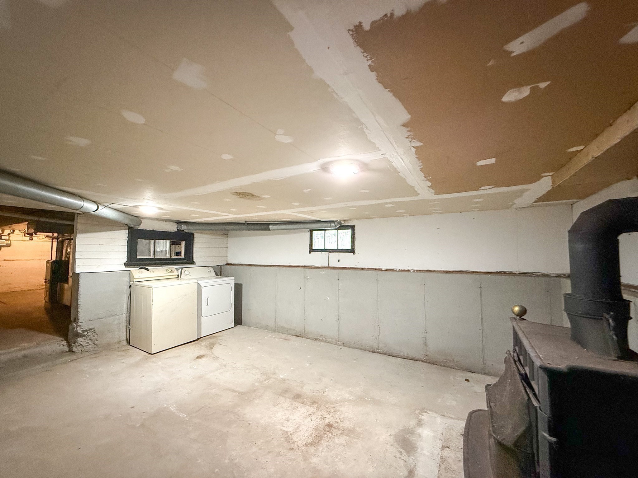 82 Holden St, Worcester, MA 01605 - Image 24