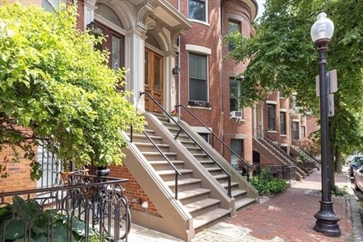 193 West Canton St, Apt 2