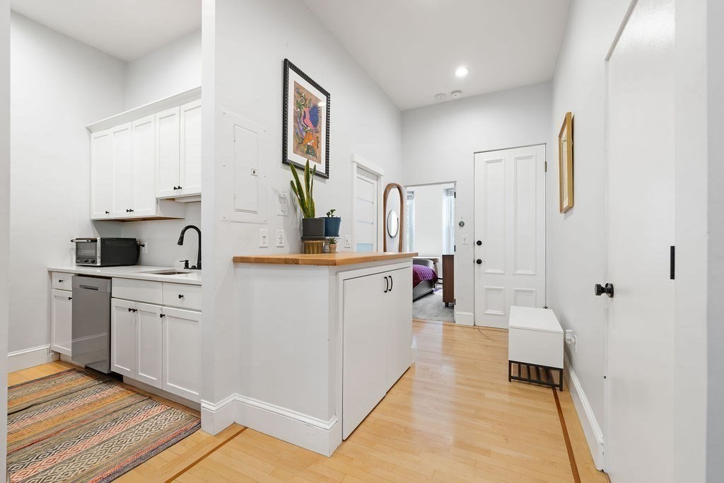 193 West Canton St Unit 2, South End, Boston, MA 02116 - Image 9