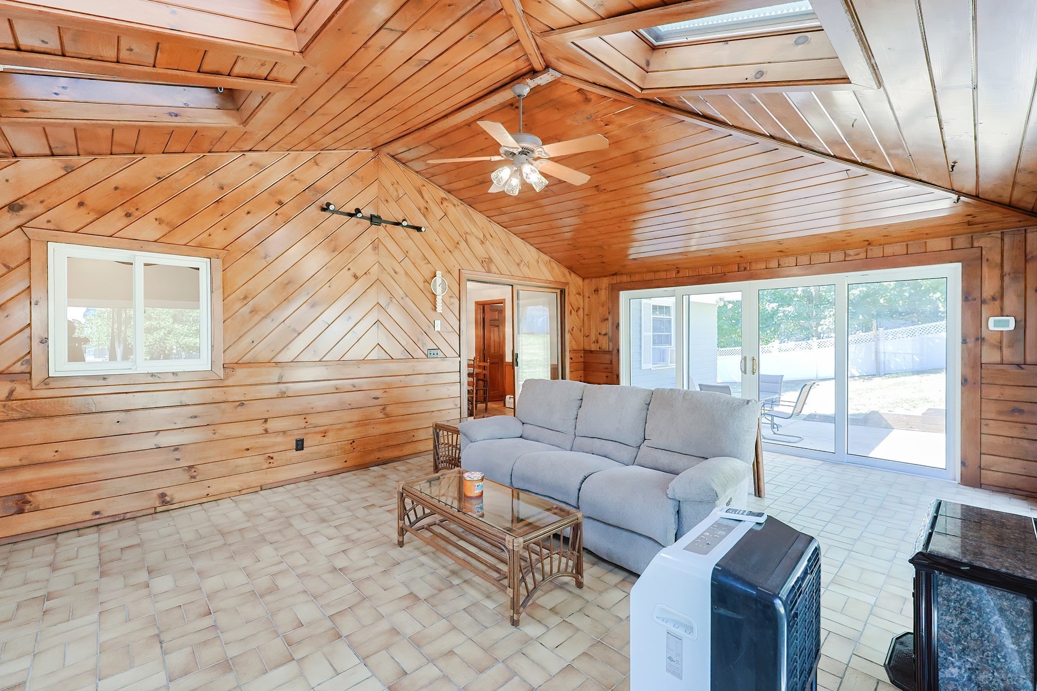 64 Smith St 02860 - Image 13