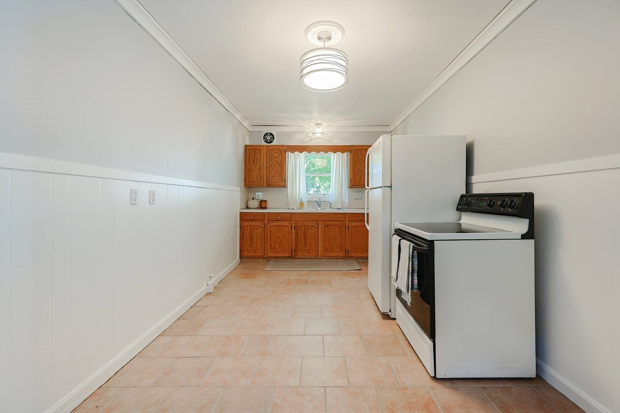 64 Smith St 02860 - Image 35