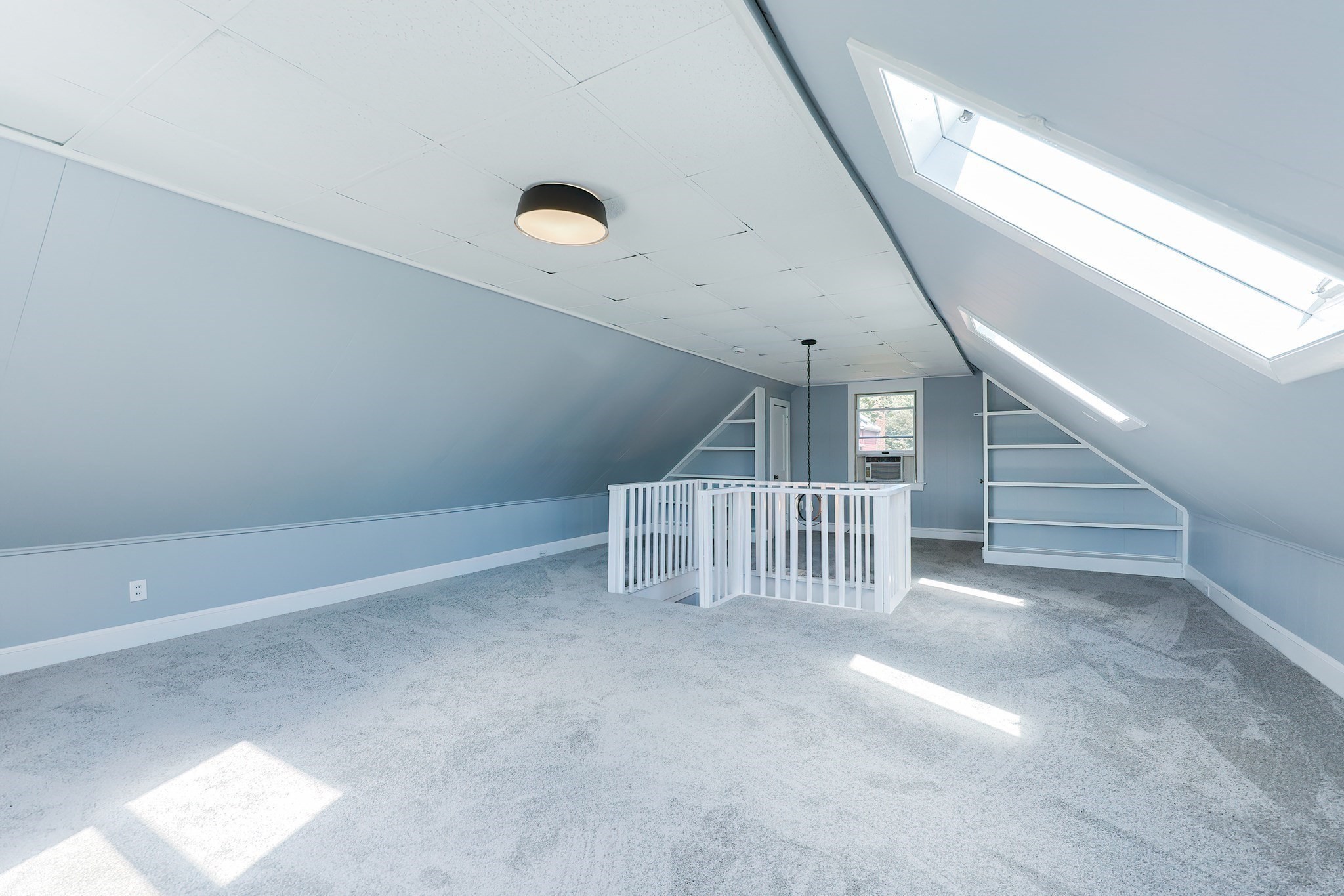 64 Smith St 02860 - Image 37