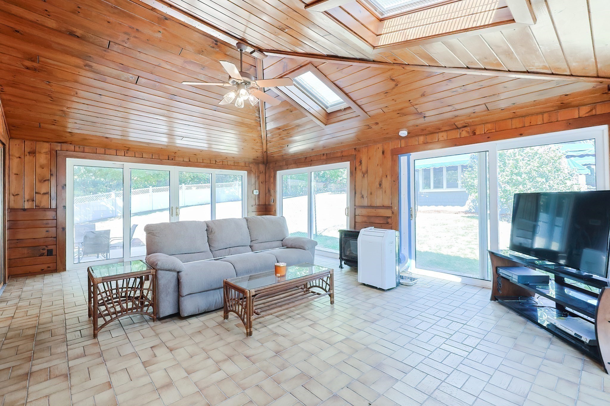 64 Smith St, North Attleboro, MA 02760 - Image 12