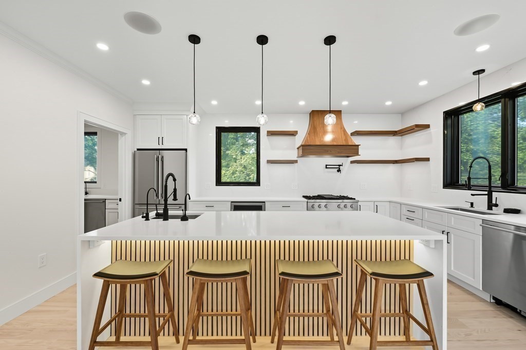 863 Main Street, Reading, MA 01867 - Image 4